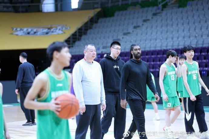 篮球基本功训练顺序口诀是什么_2